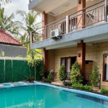 Wahyuga Sari Guest House Nita Salon & Spa Нуса-Лембонган Екстер'єр фото